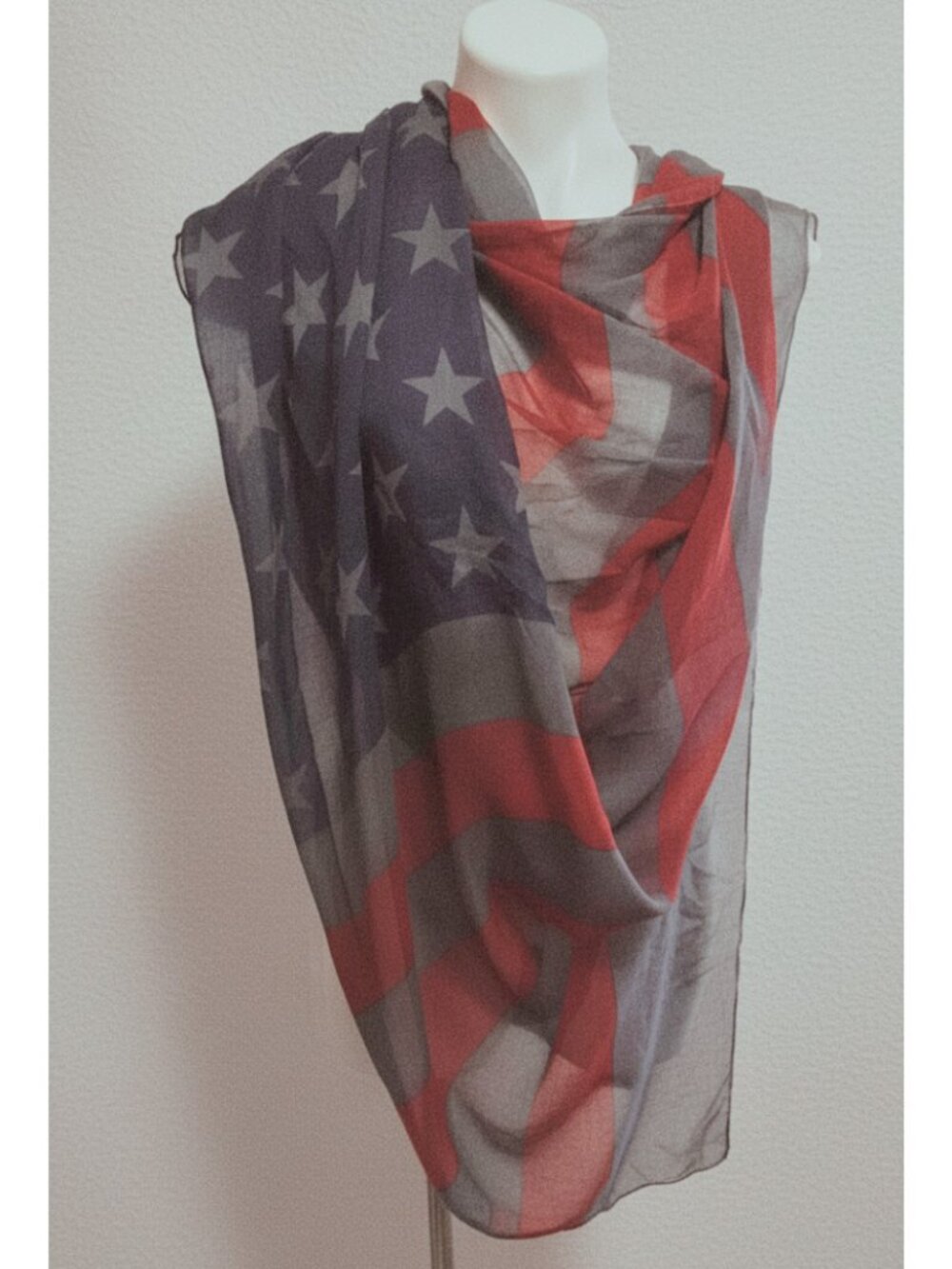 Vintage American Flag Scarf Shawl – Lightweight Semi-Sheer Patriotic Wrap, Blue